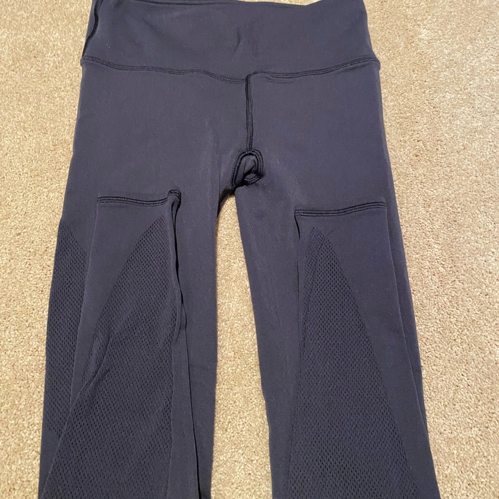 Cutout design Lululemon Leggings